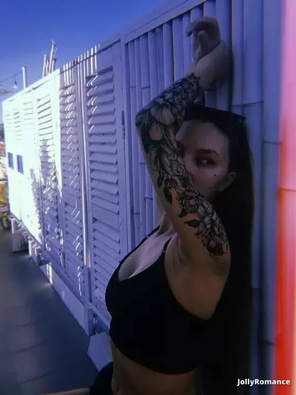 Alexandra Profile image 4