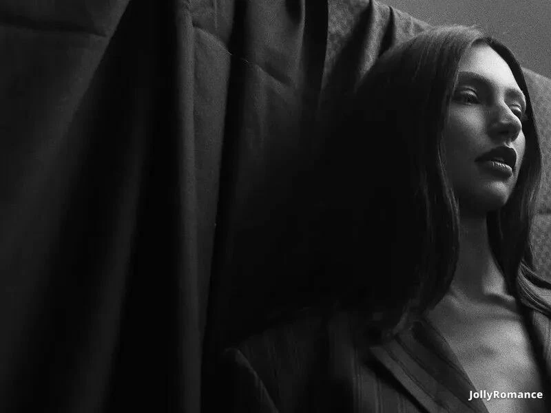 Valeria Profile image 1